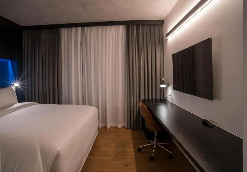 Park Plaza Moinhos Porto Alegre Hotel 4*,